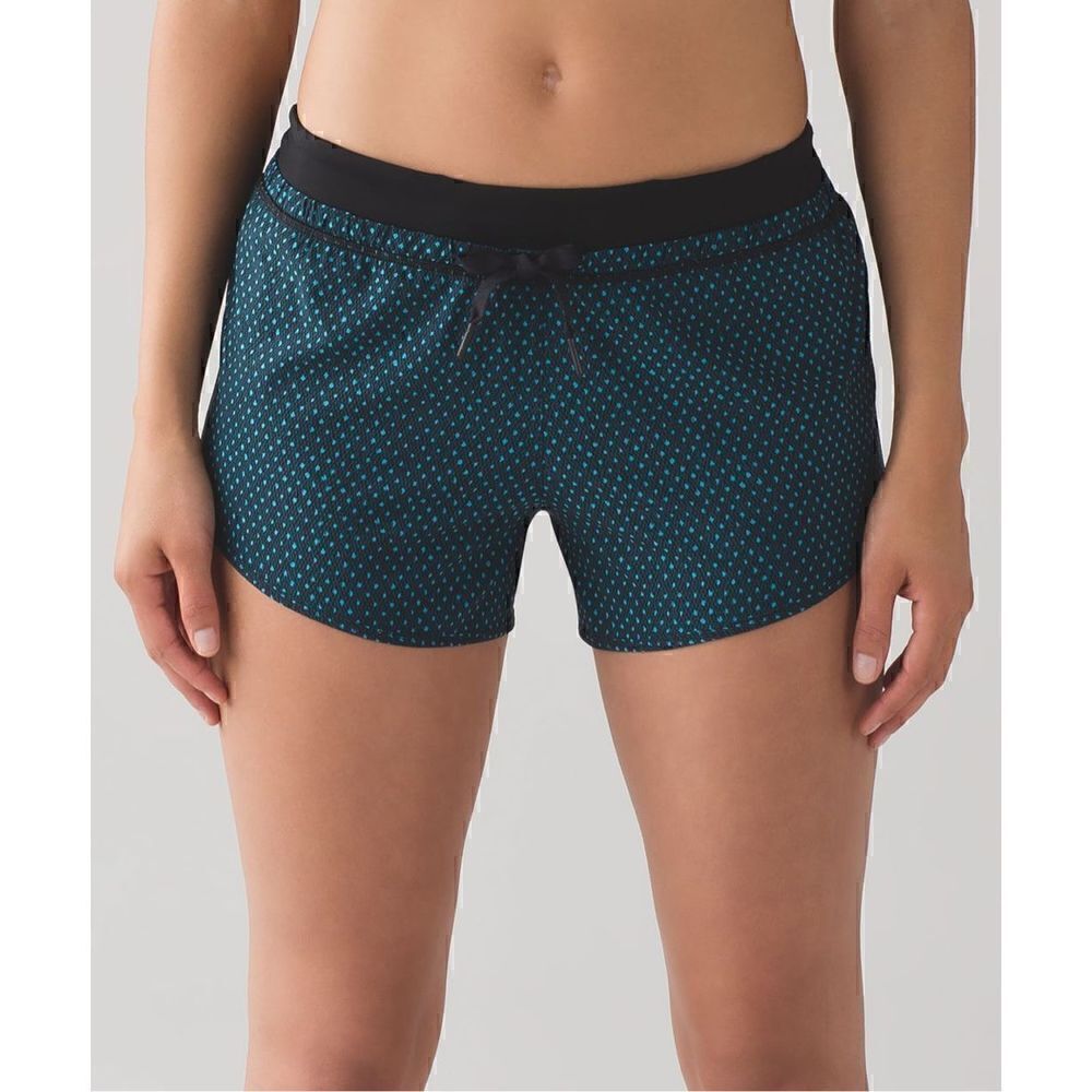 Womens Lululemon Run It Out Short